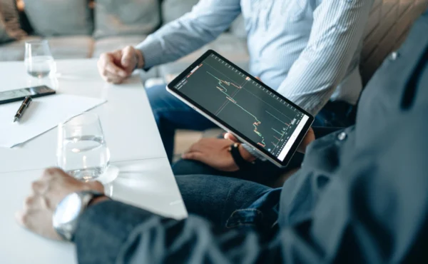 Crafting Tomorrow’s Smart Trade Strategies: Insights for 2025